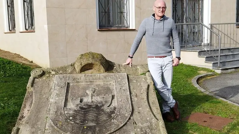 Luis Fernando opta a la Alcaldía de Bareyo.
