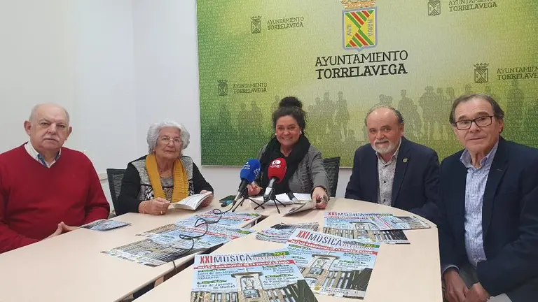 Presentación de las Jornadas de Corales Religiosas en Torrelavega.