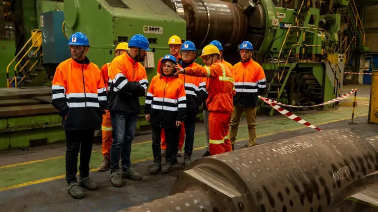 Los consejeros visitaron las instalaciones de la empresa en Reinosa.