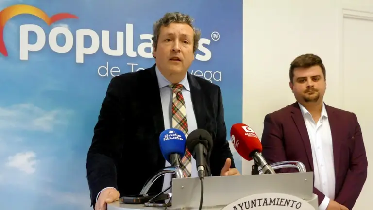 El PP presenta una PNL en el Parlamento sobre el retraso dela obra en Torrelavega.