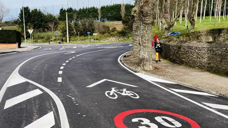 Obras en la Avenida del Faro, en Santander.