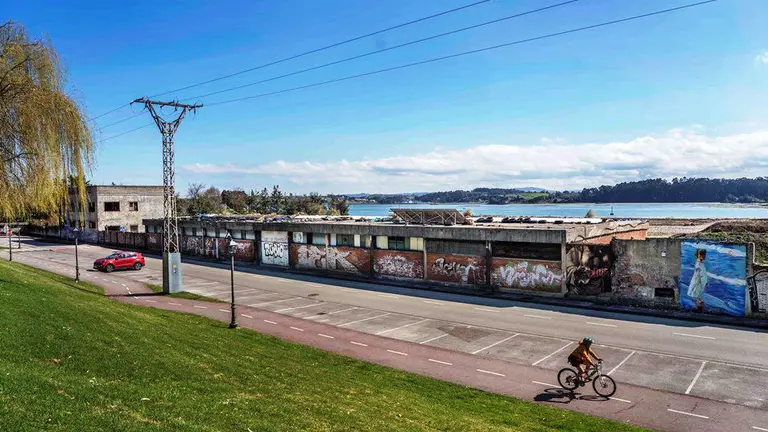 Edificio de Punta Parayas, en Camargo.