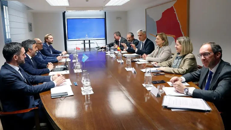 Reunión de la Comisión ferroviaria en Oviedo.