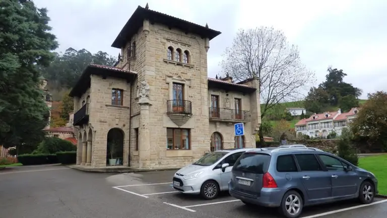 Ayuntamiento de Puente Viesgo. R.A.