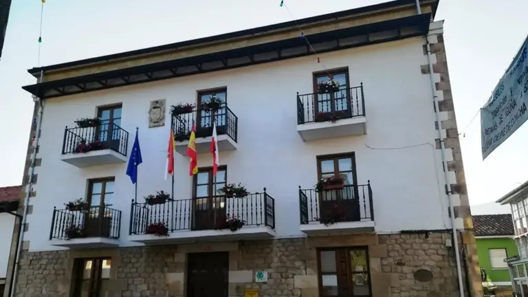 Ayuntamiento de Molledo. R.A.