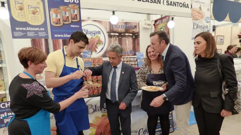 Feria de la Anchoa de Cantabria en Santoña. R.A.