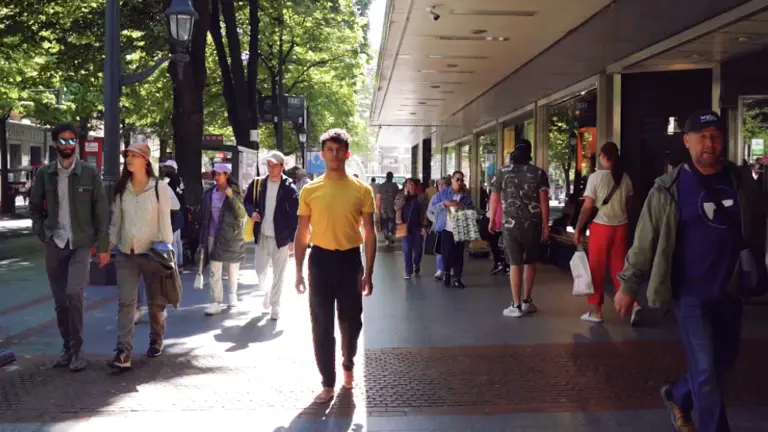 El artista multidisciplinar, Joan Fierro, expondrá en Santander.