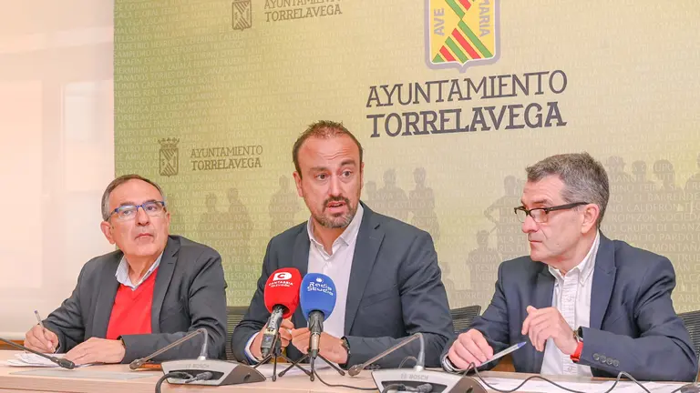 Torre presupuestos 24 abril 2023 1