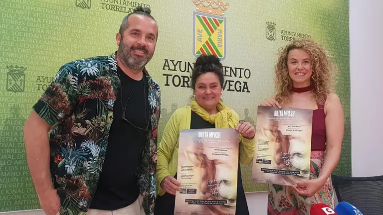 Presentaci&oacute;n de 'Bilita Mpash en Torrelavega.