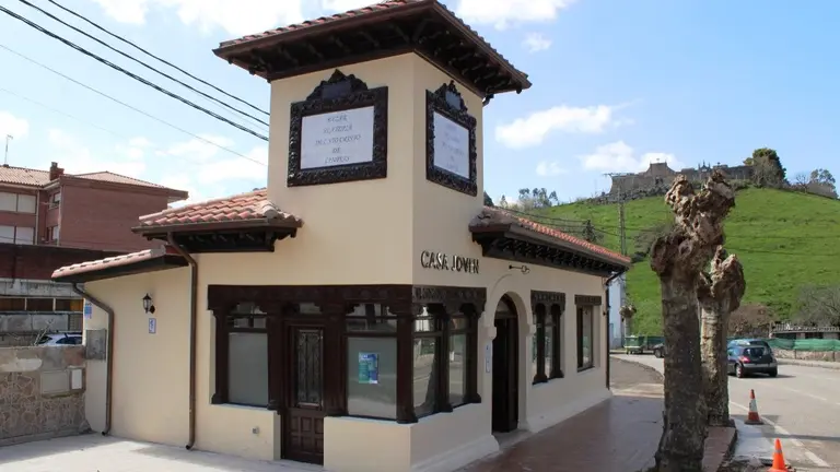 Casa Joven de Limpias.