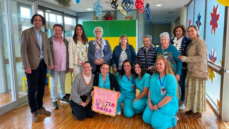 Las autoridades políticas visitaron el Centro de Día.