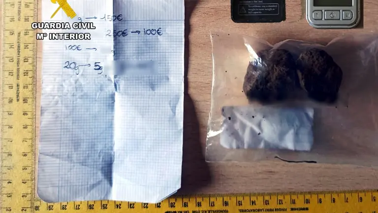 Drogas incautadas por la Guardia Civil.