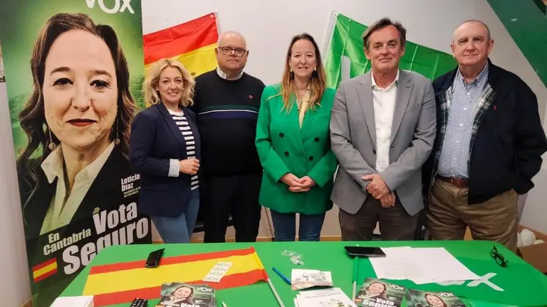 Visita de la candidata de Vox a la Presidencia, Leticia D&iacute;az, a Castro Urdiales.