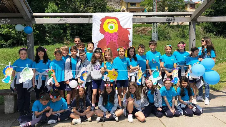 Alumnos que participaron en el talle teatralizado en Torrelavega.