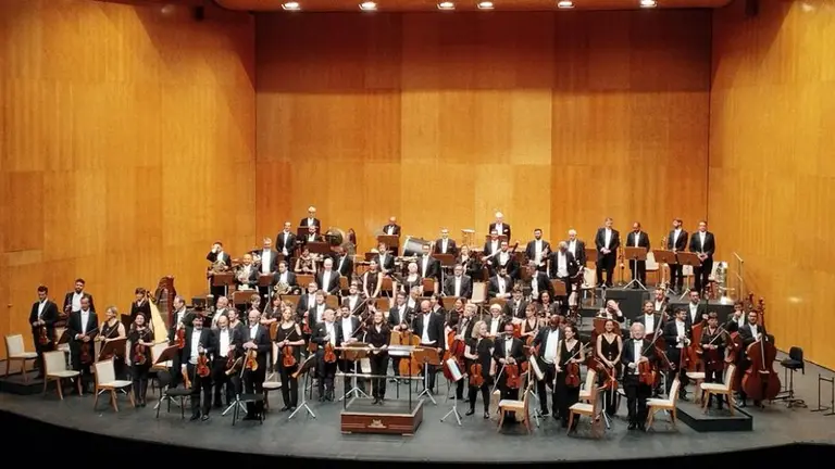 La Orquesta Sinfónica del principado de Asturias.