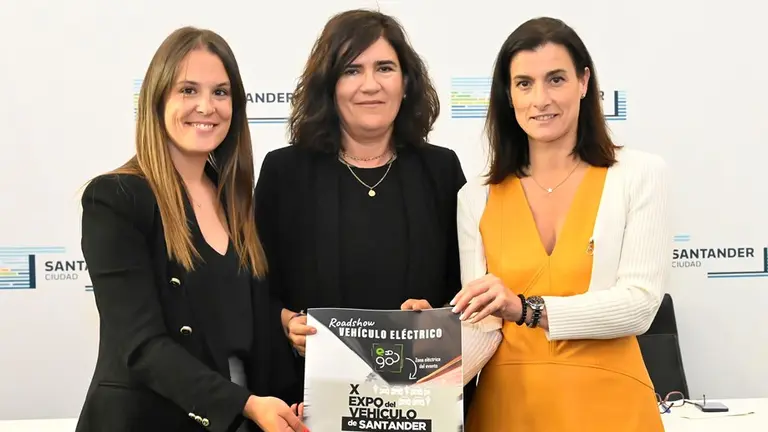 Presentación de la exposición de vehículos.