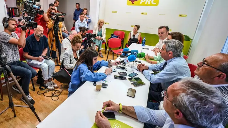 El PRC decidirá si se presenta a las elecciones generales de julio.
