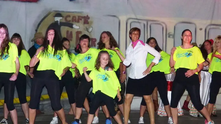 Actuaci&oacute;n en la Gala de Argo&ntilde;os. Nyka Goicoechea