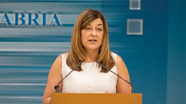 La presidenta regional, María José Sáenz de Buruaga, nombró a sus consejeros.