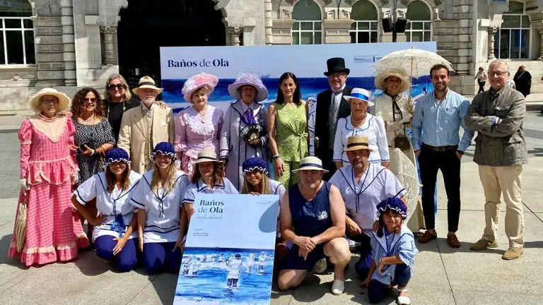 Presentaci&oacute;n de los Ba&ntilde;os de Ola, en Santander.