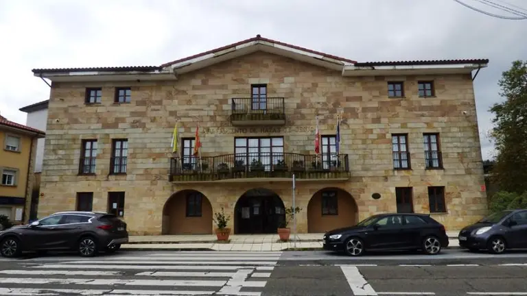 Ayuntamiento de Hazas de Cesto. R.A.