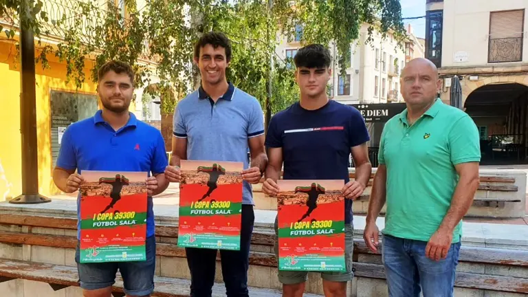 Presentación del torneo de fútbol sala en Torrelavega.