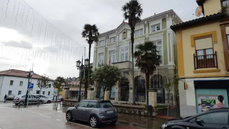 Casa Consistorial de Suances. R.A.