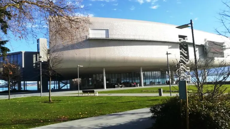 Centro Bot&iacute;n, en Santander. R.A.
