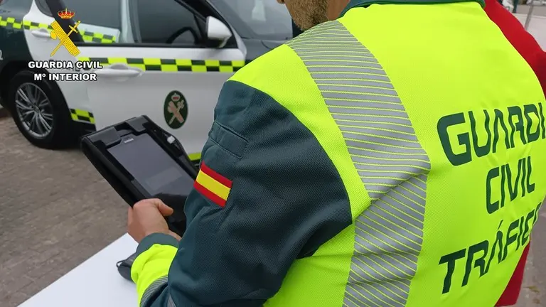 Control de tráfico de la Guardia Civil.