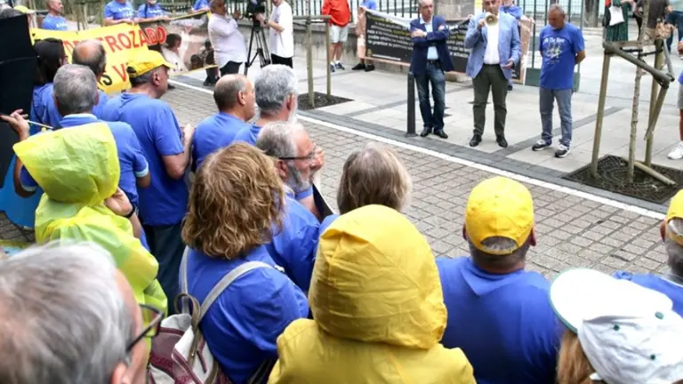 El consejero de Fomento se dirige a la Ruta de los Inocentes.