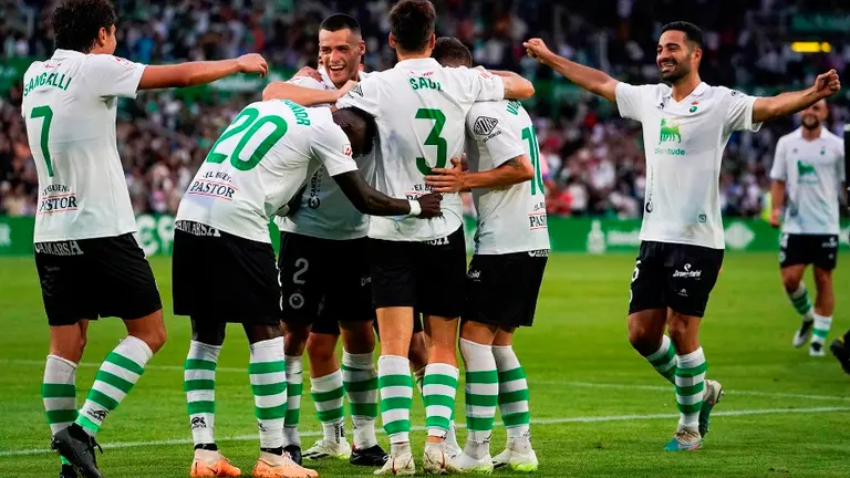 Los verdiblancos celebraron la victoria.