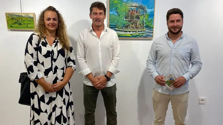 Un momento de la exposici&oacute;n en Suances.