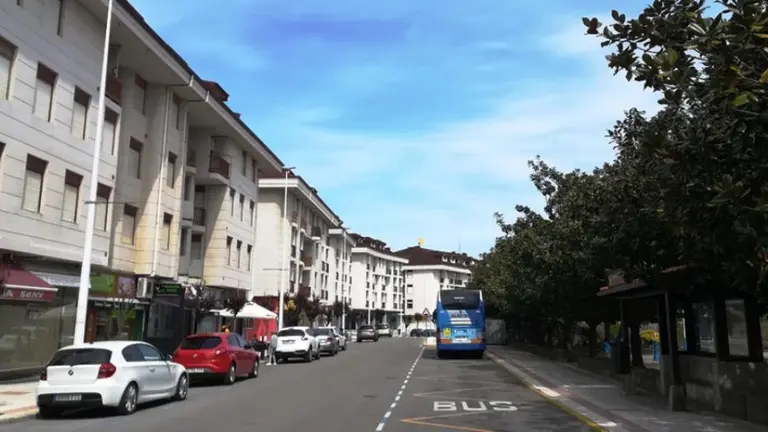 Zona de los autobuses en Noja. R.A.