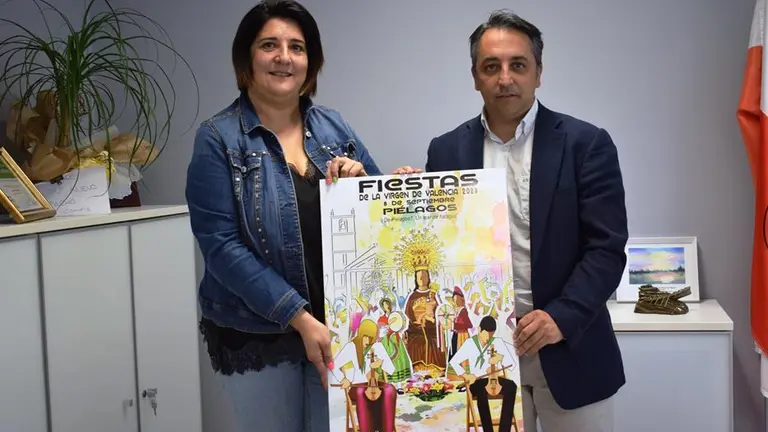 Presentaci&oacute;n de la programaci&oacute;n de las Fiestas de la Virgen de Valencia, en Pi&eacute;lagos.