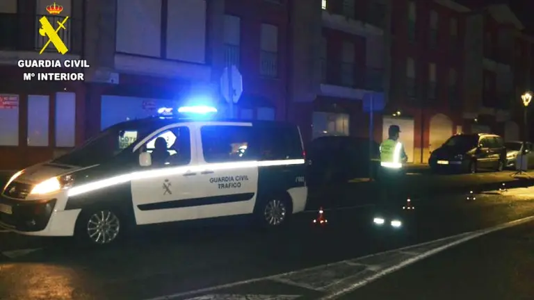 Control de tráfico de la Guardia Civil.