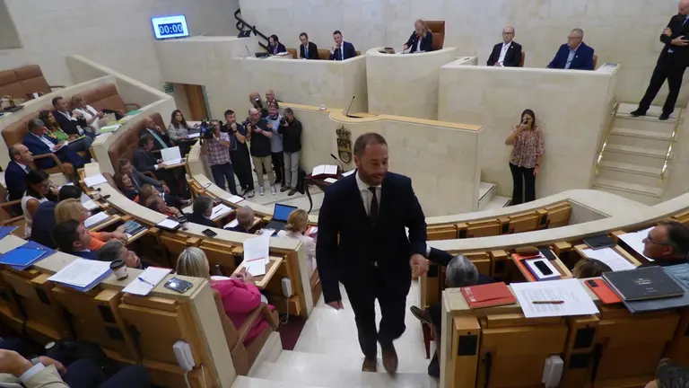 El nuevo diputado regional socialista. R.A.