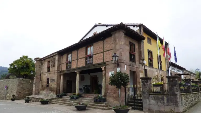 Ayuntamiento de Cartes. R.A.