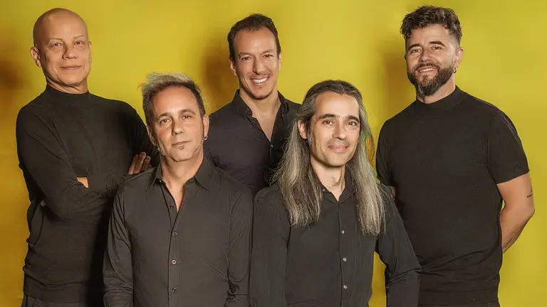 Integrantes de Ron Lala.