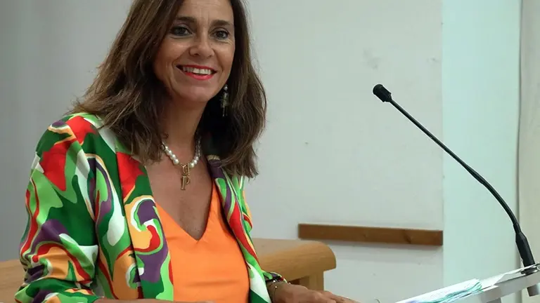 La diputara regional del PRC, Paula Fernández.