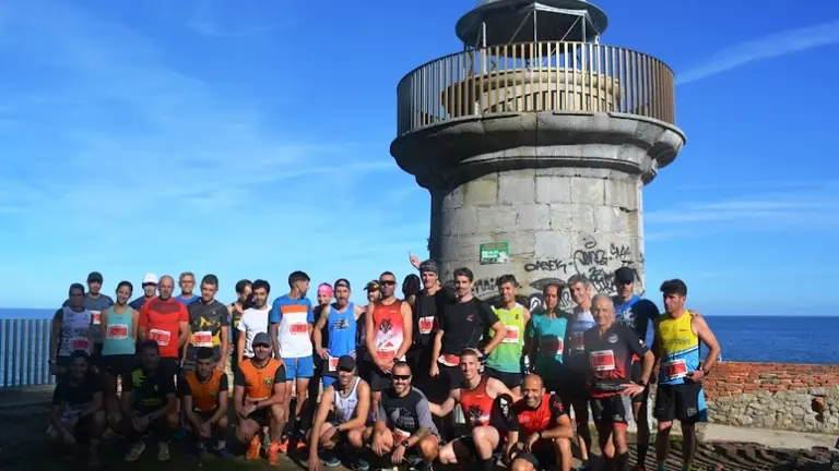 Participantes en la prueba de escaleras.