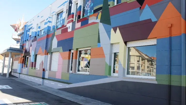 Colegio Palacio, en Noja.