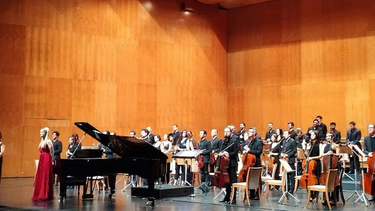 Integrantes de la Oscan en el concierto.