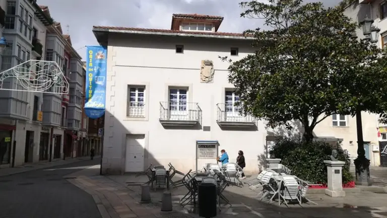 Casa de Cultura de Santo&ntilde;a. R.A.