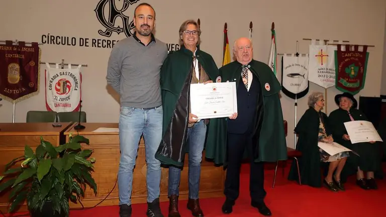 'Poty', nombrado cofrade de Honor de la Cofrad&iacute;a de los Cocidos.
