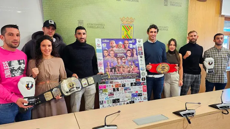 Presentación de los combates en Torrelavega.