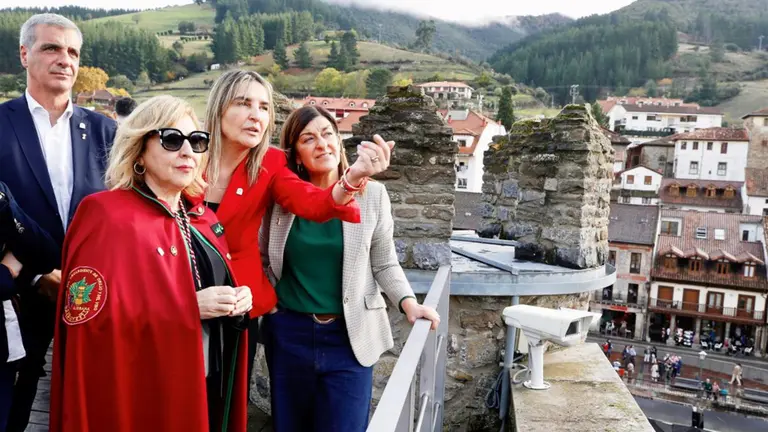 La actriz Carmen Machi en Potes.