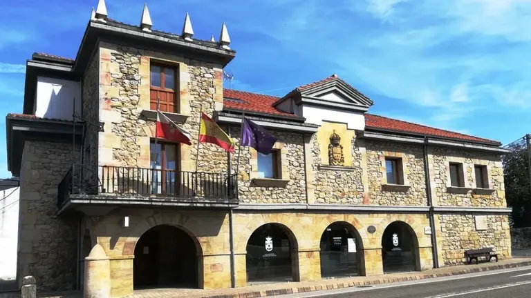 Ayuntamiento de Corvera de Toranzo. R.A.