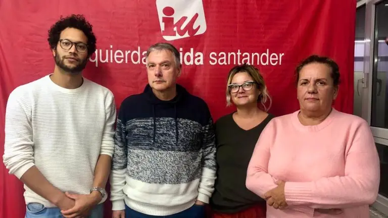 Reunión de IU-Podemos con la PAH.