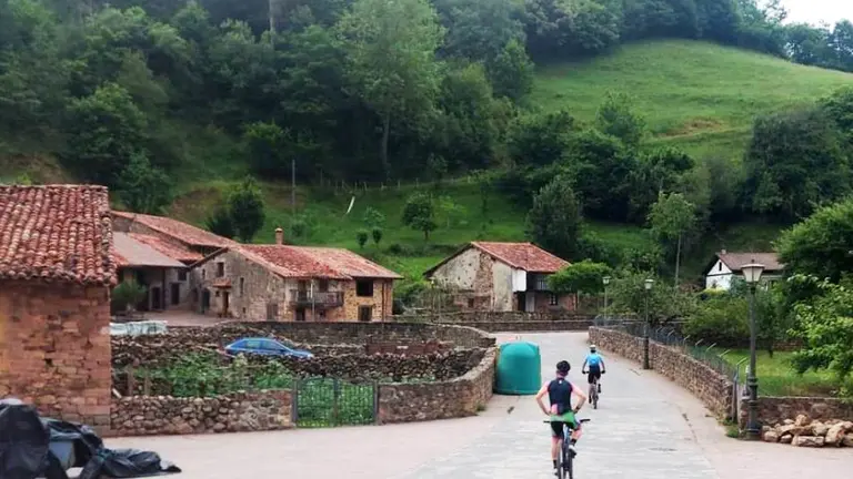 Localidad de Carmona en Cabuérniga.