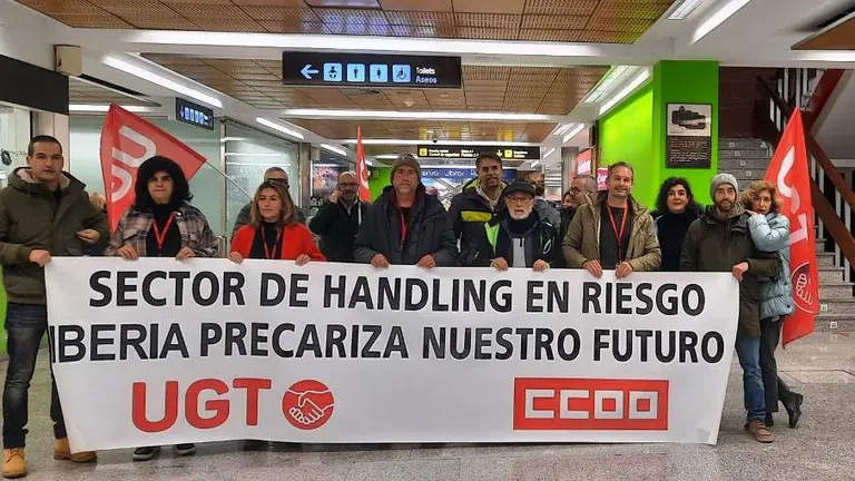 Personal de Handling Iberia en huelga.